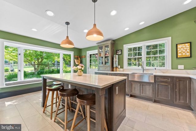 29 BEDENS BROOK RD, Skillman, NJ 08558