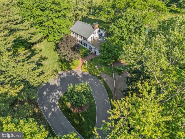 29 BEDENS BROOK RD, Skillman, NJ 08558