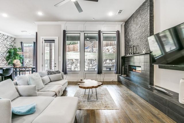 6813 Woodland Hills Drive, North Richland Hills, TX 76182