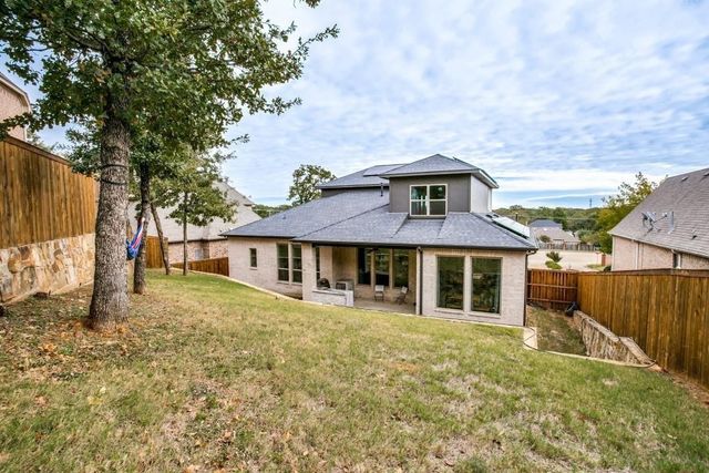 6813 Woodland Hills Drive, North Richland Hills, TX 76182