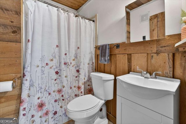 44 Acorn Trail, Cleveland, GA 30528