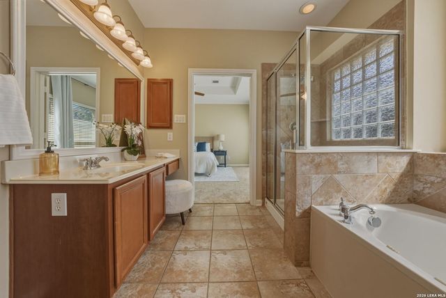 16106 Ponderosa Pass, Helotes, TX 78023