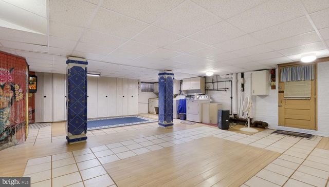 1902 TRENTON AVE, Bristol, PA 19007