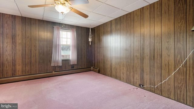 1902 TRENTON AVE, Bristol, PA 19007