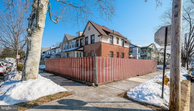 1902 TRENTON AVE, Bristol, PA 19007