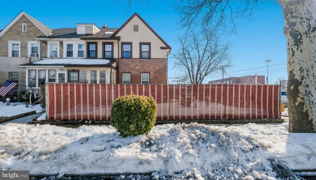 1902 TRENTON AVE, Bristol, PA 19007