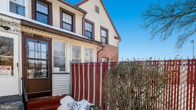 1902 TRENTON AVE, Bristol, PA 19007
