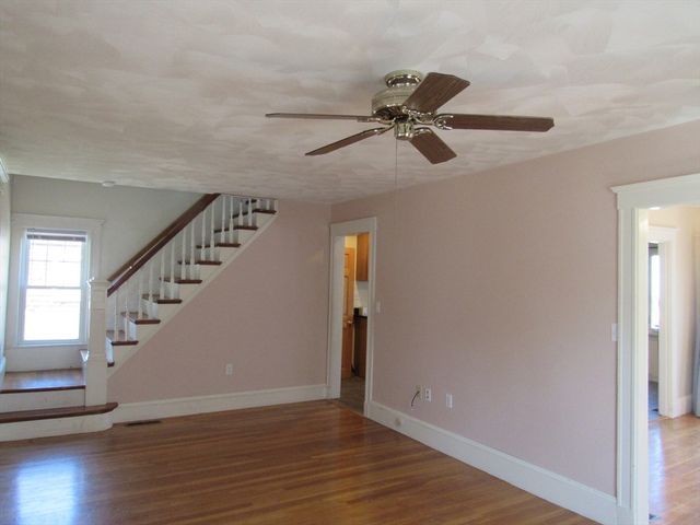 49 Vassall St, Quincy, MA 02170