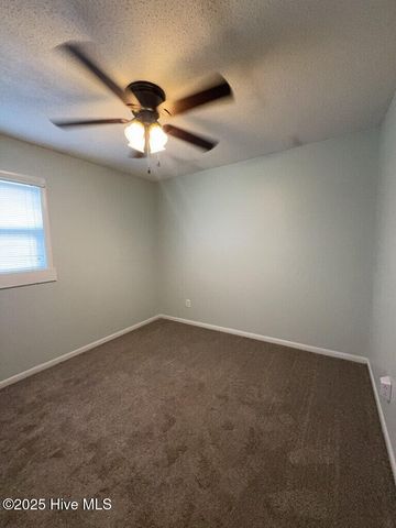 110 Birch Road, Jacksonville, NC 28546