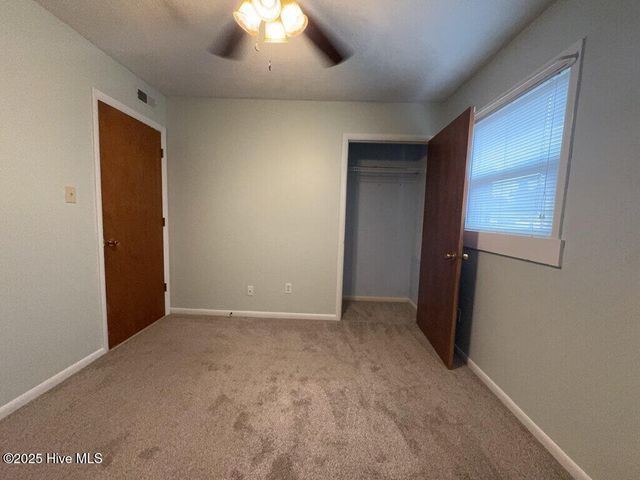 110 Birch Road, Jacksonville, NC 28546