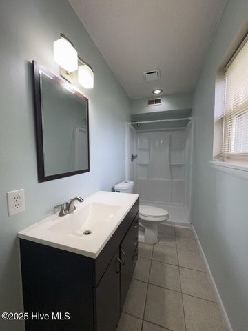 110 Birch Road, Jacksonville, NC 28546