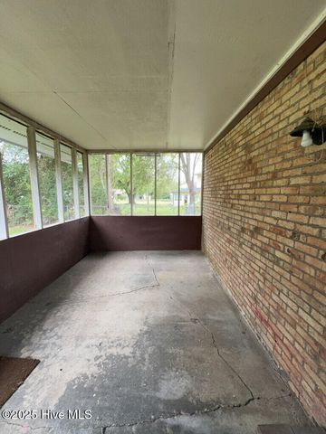 110 Birch Road, Jacksonville, NC 28546
