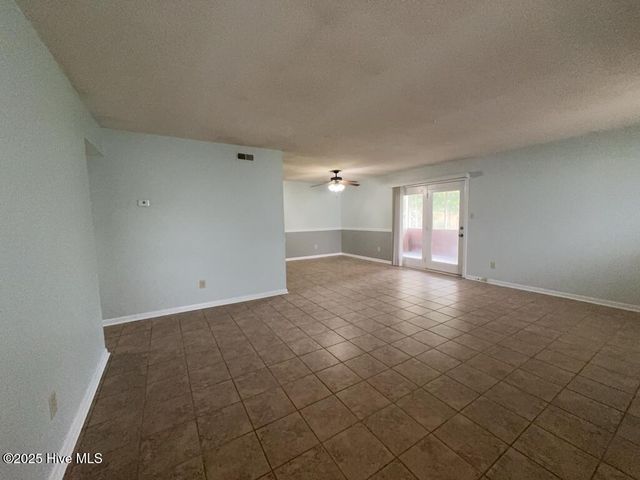 110 Birch Road, Jacksonville, NC 28546
