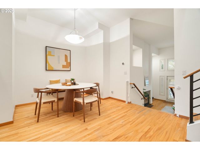 1420 Ne 16TH Ave, Portland, OR 97232