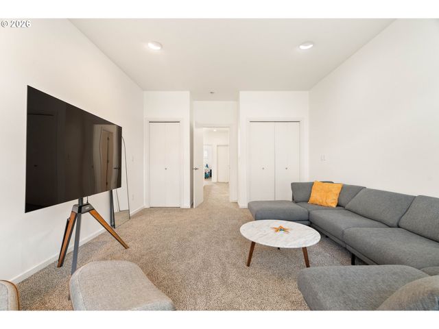 1420 Ne 16TH Ave, Portland, OR 97232