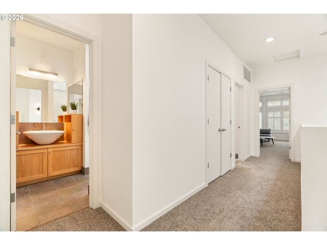 1420 Ne 16TH Ave, Portland, OR 97232