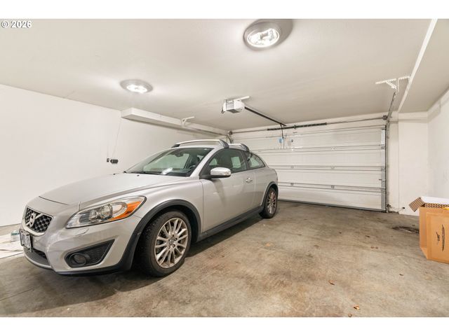 1420 Ne 16TH Ave, Portland, OR 97232