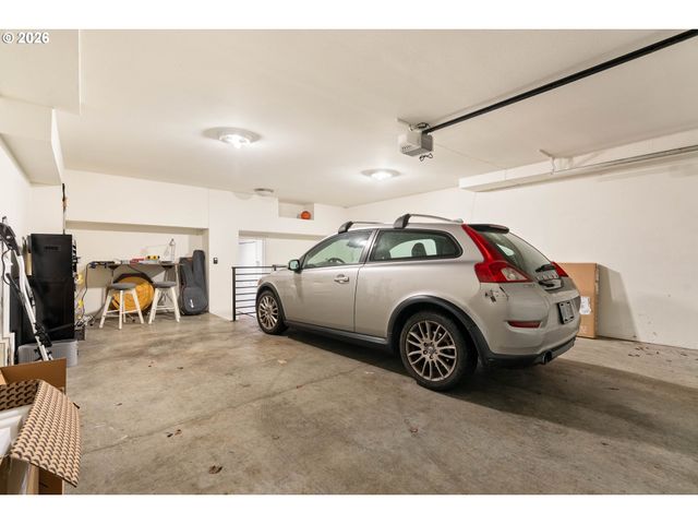 1420 Ne 16TH Ave, Portland, OR 97232