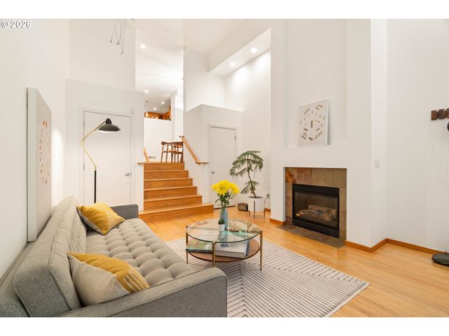 1420 Ne 16TH Ave, Portland, OR 97232