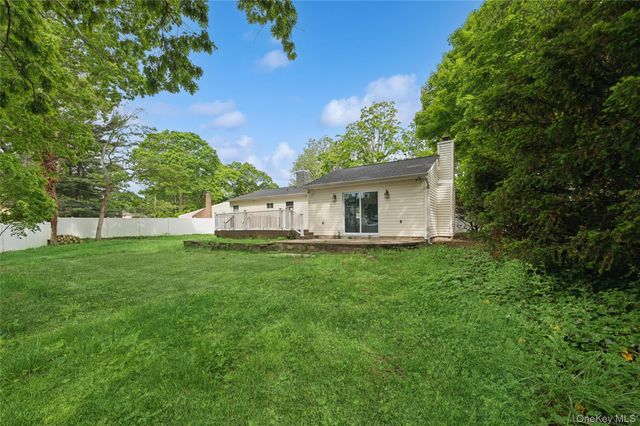 53 Longworth Avenue, Dix Hills, NY 11746