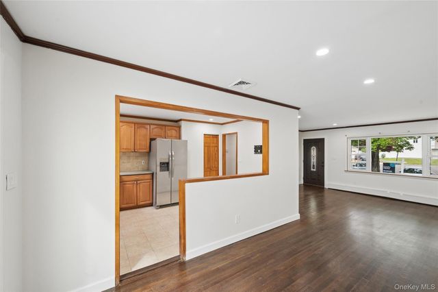 53 Longworth Avenue, Dix Hills, NY 11746