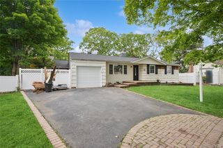 53 Longworth Avenue, Dix Hills, NY 11746