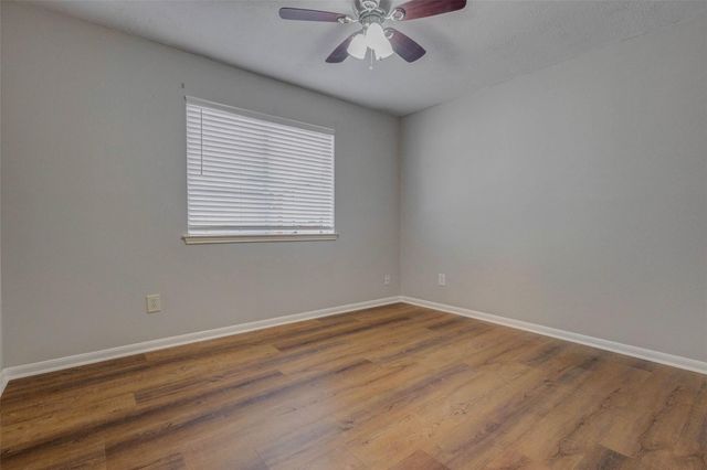 18114 Noble Forest Drive, Humble, TX 77346