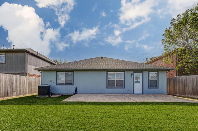18114 Noble Forest Drive, Humble, TX 77346