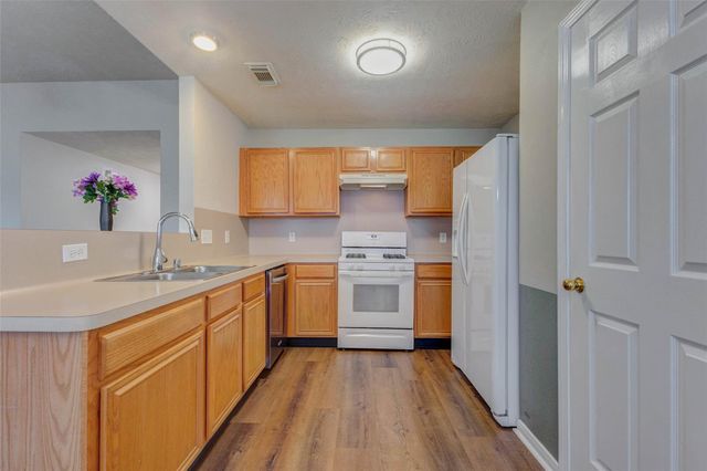 18114 Noble Forest Drive, Humble, TX 77346
