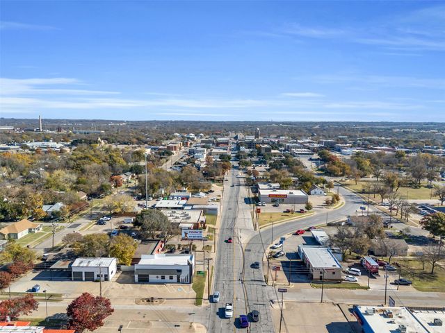 603 Lilly Street, Cleburne, TX 76033