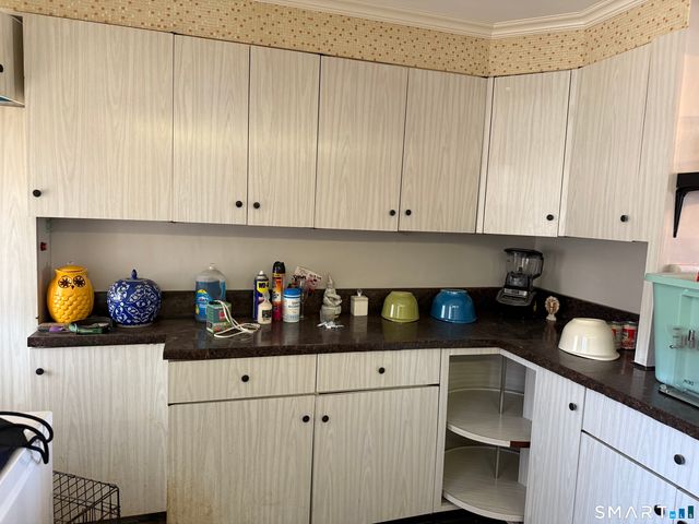 12 Court C Court Bdlg 61, Bridgeport, CT 06610