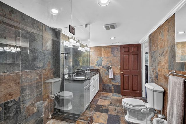 102 Half Moon Circle F2, Hypoluxo, FL 33462