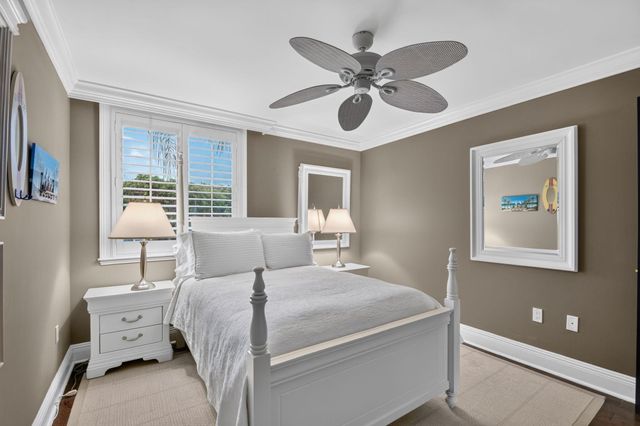 102 Half Moon Circle F2, Hypoluxo, FL 33462