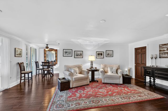 102 Half Moon Circle F2, Hypoluxo, FL 33462