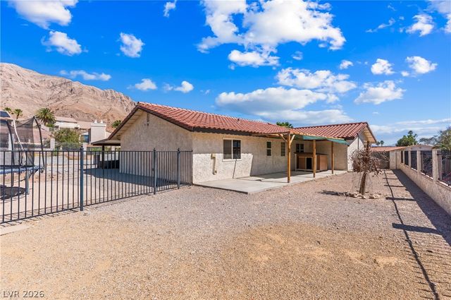 1132 Eastridge Way, Las Vegas, NV 89110