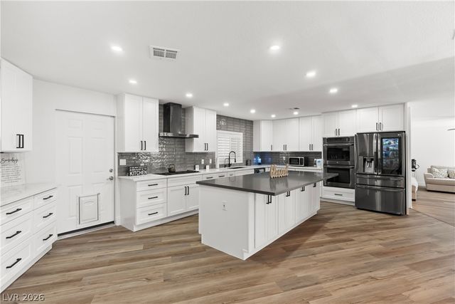 1132 Eastridge Way, Las Vegas, NV 89110