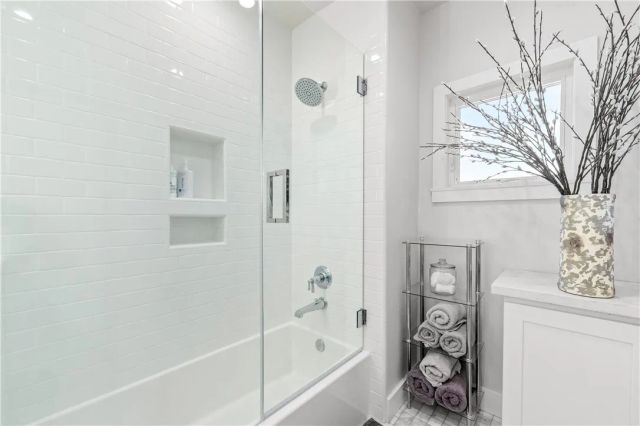 817 Main Street, Huntington Beach, CA 92648