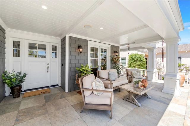817 Main Street, Huntington Beach, CA 92648