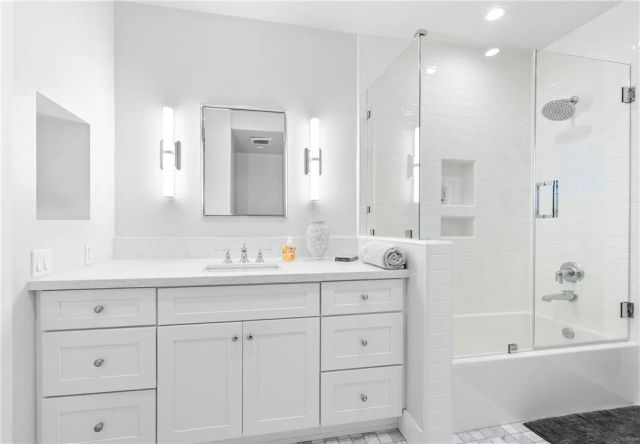 817 Main Street, Huntington Beach, CA 92648