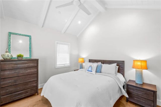 817 Main Street, Huntington Beach, CA 92648