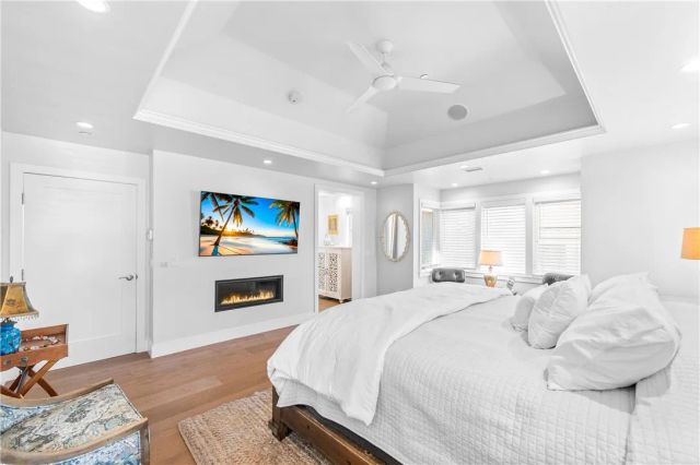817 Main Street, Huntington Beach, CA 92648