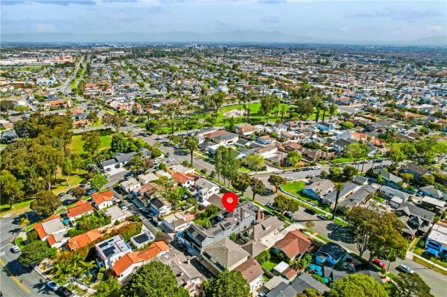 817 Main Street, Huntington Beach, CA 92648