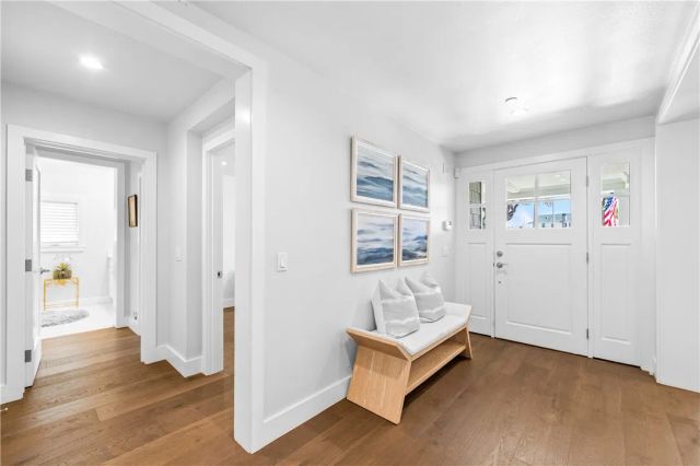 817 Main Street, Huntington Beach, CA 92648