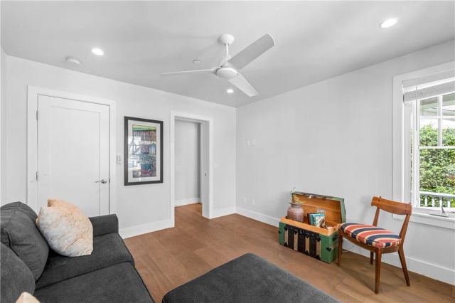 817 Main Street, Huntington Beach, CA 92648