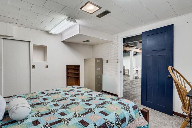 527 Sand Lake ROAD, Onalaska, WI 54650