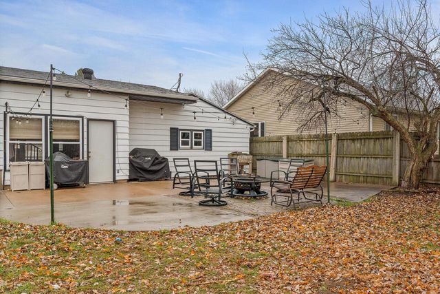 527 Sand Lake ROAD, Onalaska, WI 54650