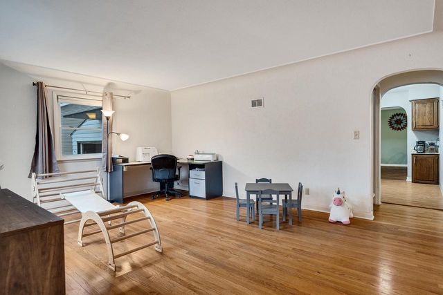 527 Sand Lake ROAD, Onalaska, WI 54650