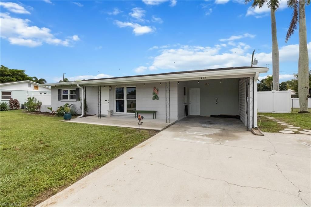 1458 Byron RD, FORT MYERS, FL 33919 — photo 2