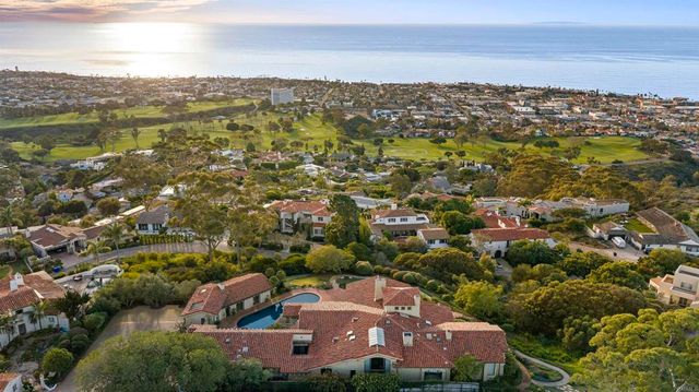 7301 Encelia Drive, La Jolla, CA 92037