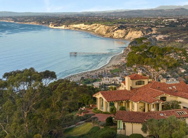 7301 Encelia Drive, La Jolla, CA 92037